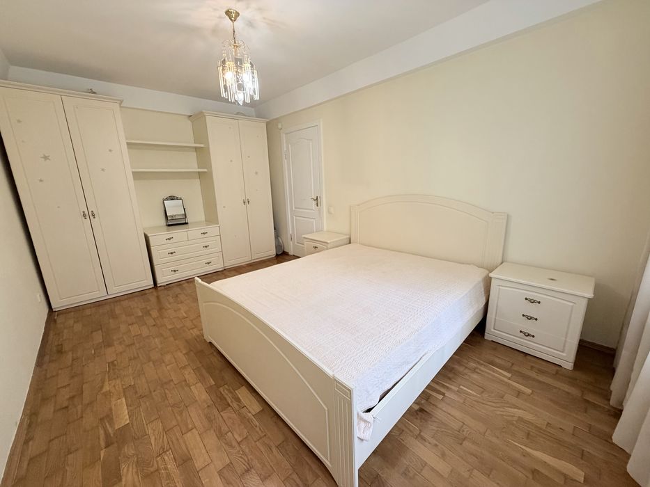 Продам 2к квартиру Печерский район Либідська Палац Украина В.Тютюнника 47