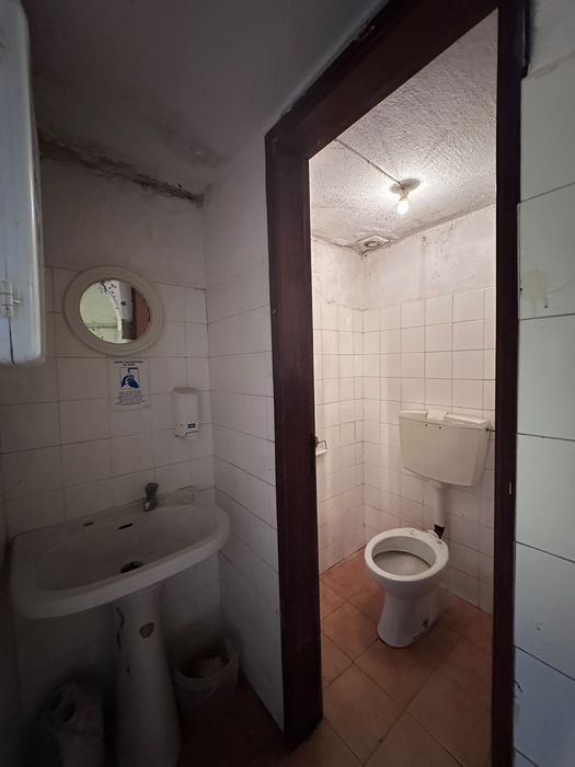 Loja com armazém