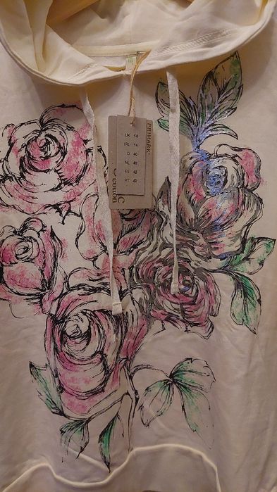 Bluza z kapturem nowa S/M