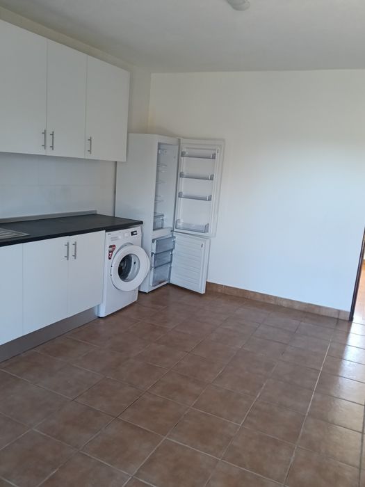 Arrenda-se T2 Olhão (Arrochela)