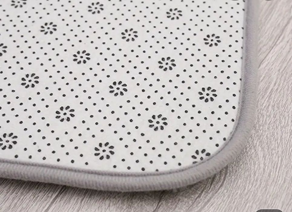 Коврики у ванну кімнату та туалет