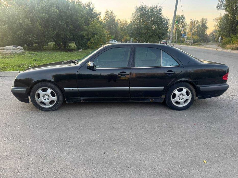 Мерседес mercedes w210 Mercedes-Benz