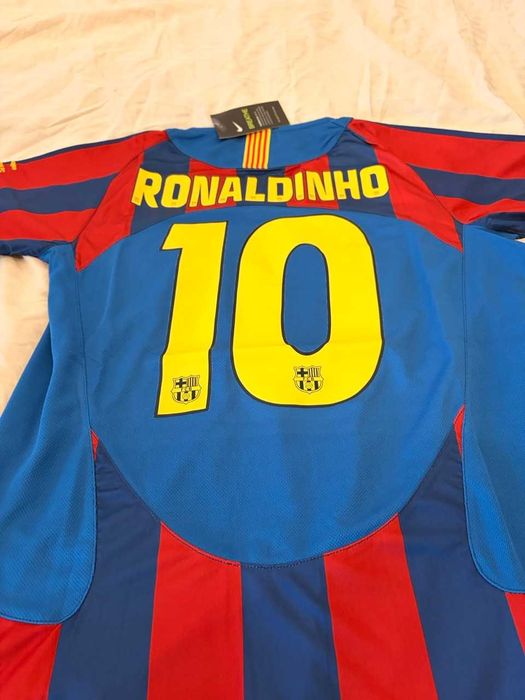 Koszulka Barcelona Ronaldinho #10 L – 2005/06