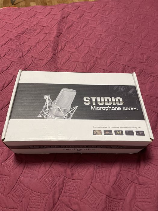 Микрофон конденсаторный студийный "STUDIO microphone series"