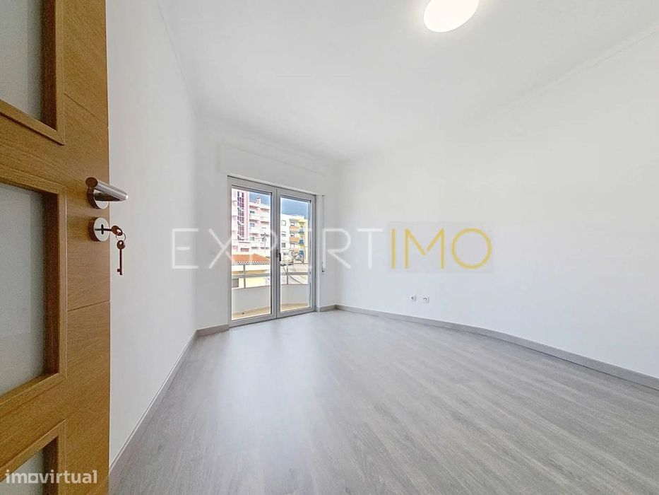 Apartamento T3 Renovado junto ao Aqua Portimão