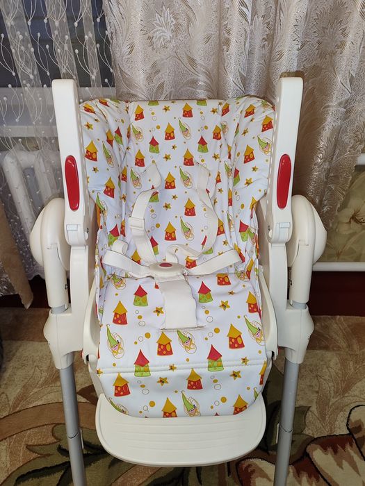 Стільчик для годування Chicco 2 в 1.