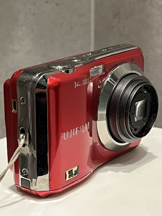 FujifilmAX280 na baterie AA