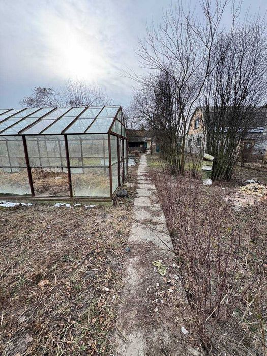 Продається земля 25соток з будиночком, с. Тарасівка, Київська обл.