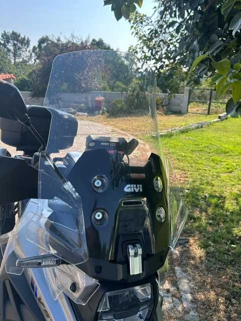 SUZUKI VStrom 1050 DE -trail