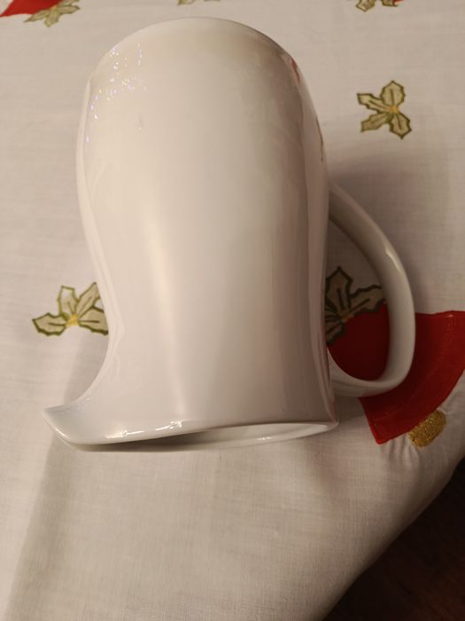 Dzbanek do napojów, porcelana.