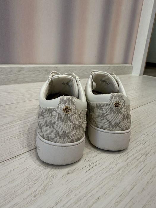 Кросівки Michael Kors