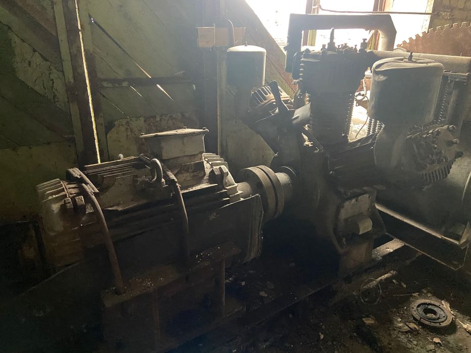 Компресор промисловий 3-х циліндровий