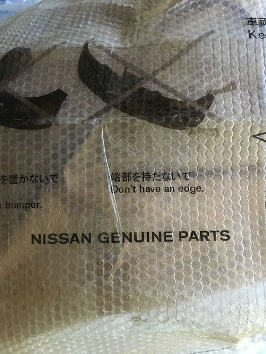 Бампер Nissan Leaf передний,задний (оригинал)