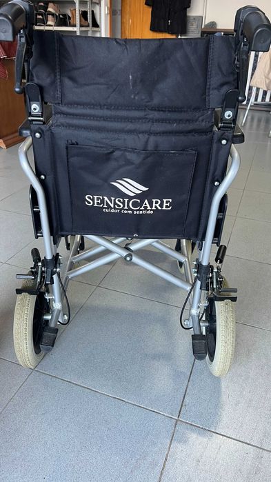 Cadeira de Rodas de Trânsito em Alumínio – Como Nova