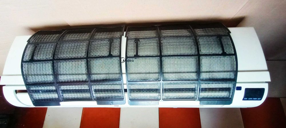 Продам кондиционер Midea MSG-09HR на 27 м2