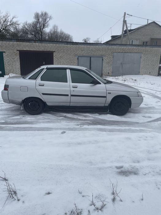 Продам ваз 2110.