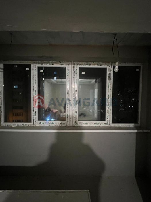 Берестейський,3кімнатна