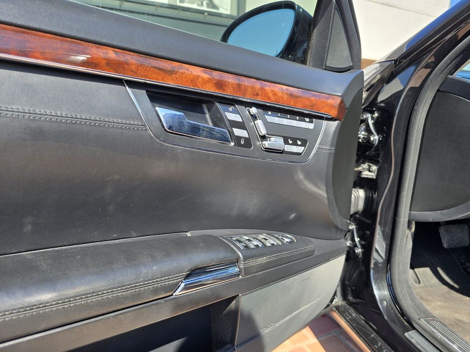 Продам свой Mercedes Benz w221 Long S500 5.5 идеальный