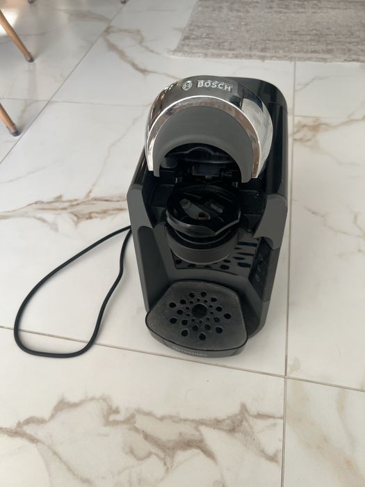 Кавоварка Bosch Tassimo