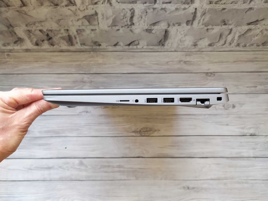 Сенсорний Dell Latitude 5520 FHD IPS i5-1145G7/16GB DDR4/256GB SSD