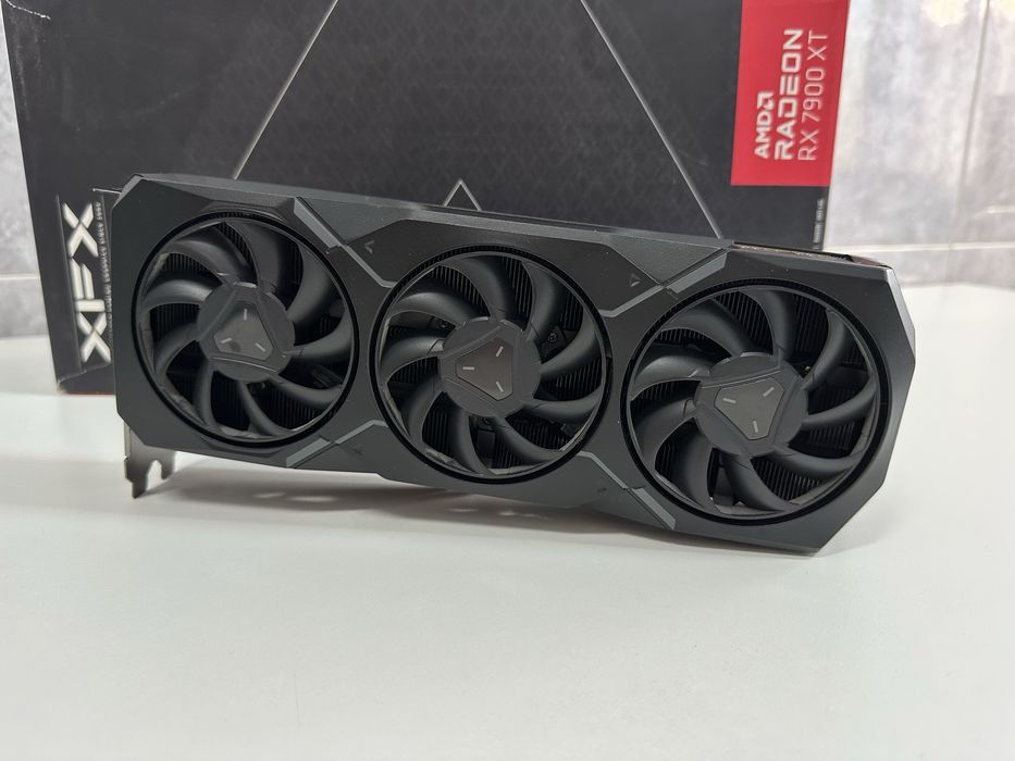 Placa Gráfica XFX Radeon RX 7900 XT