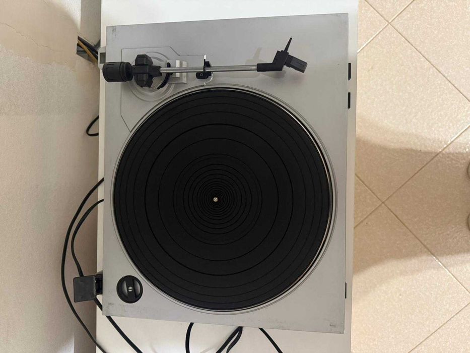 Gira-Discos ION ttUSB05