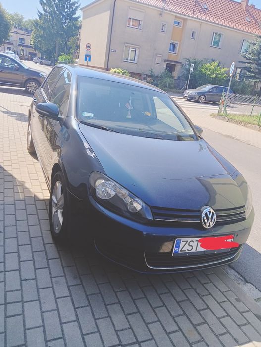 Sprzedam golfa uszkodzony
