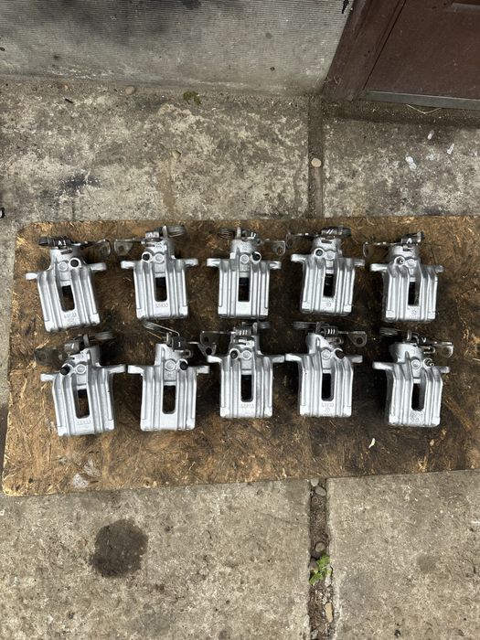 Супорт Диск Пассат Б-5 Ауді А-4 Суперб1 Passat B-5 Audi Superb1