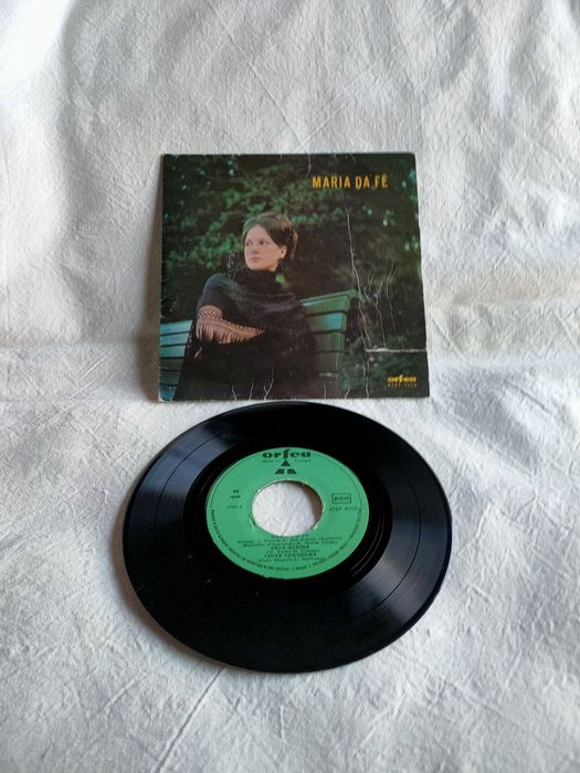 Disco Vinil Single- Maria da Fé - Fado