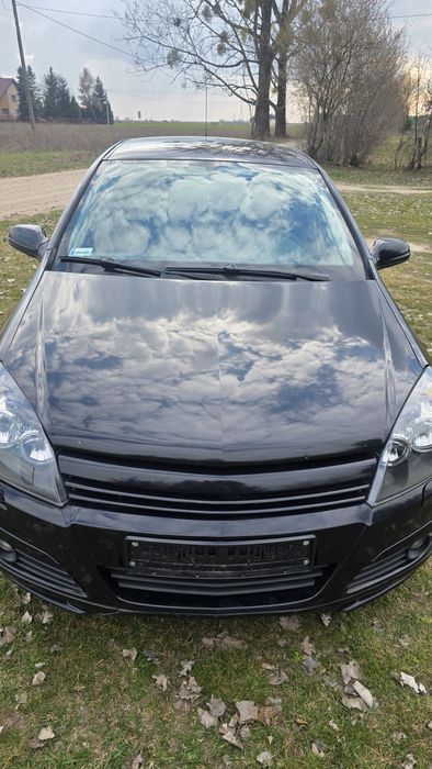 Maska Przód Opel Astra H 2005r Z20R