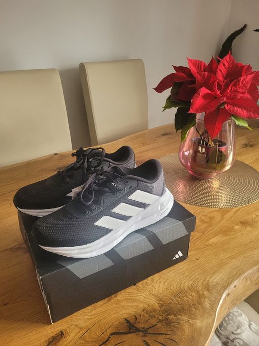 Piękne adidasy damskie