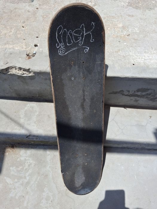Skate com alguns extras