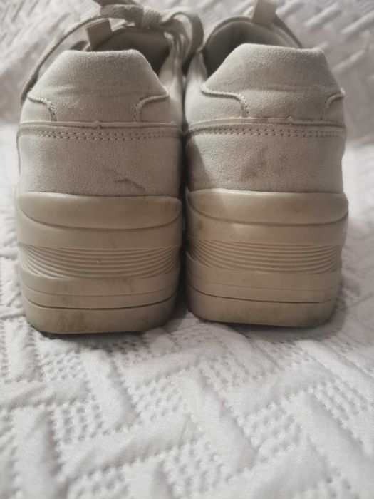 Buty damskie wysoka podeszwa