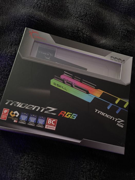 Ram Tridentz DDR4 32gb