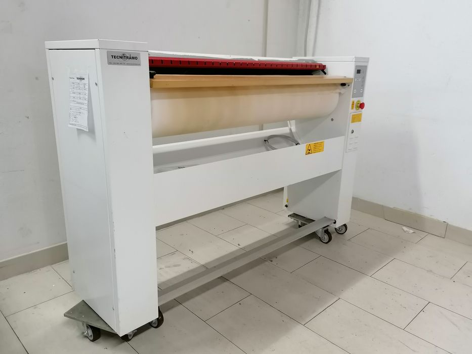 Calandra para lavandaria industriais e comerciais