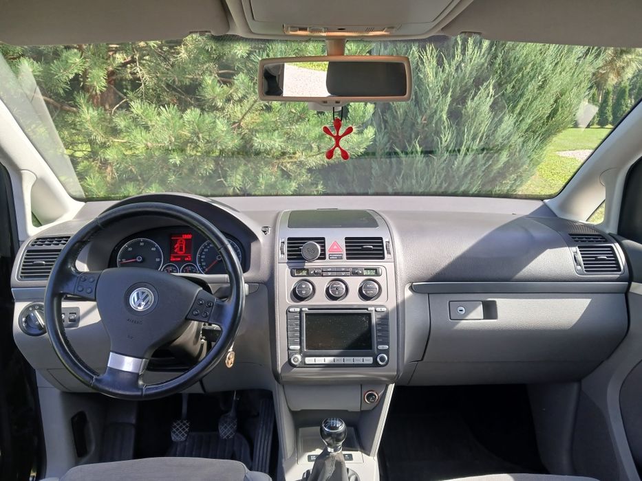 VW Touran 2.0 tdi. 170 KM. Hak.
