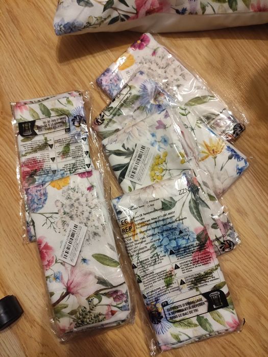 8 x poszewki na poduszki