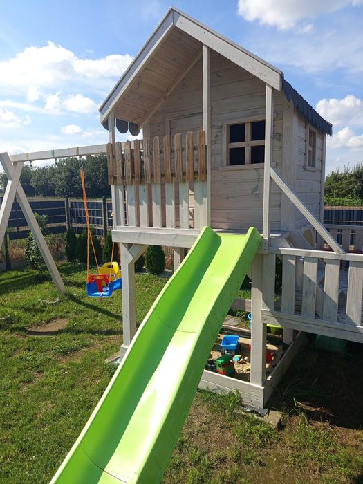 Domek drewniany plac zabaw dla dzieci