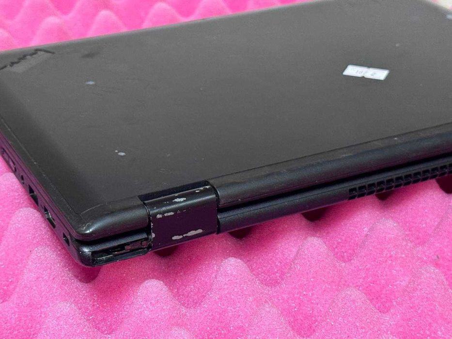 Lenovo Yoga 11e 3rd Gen • 8GB RAM • 128GB SSD • Косм Дефект