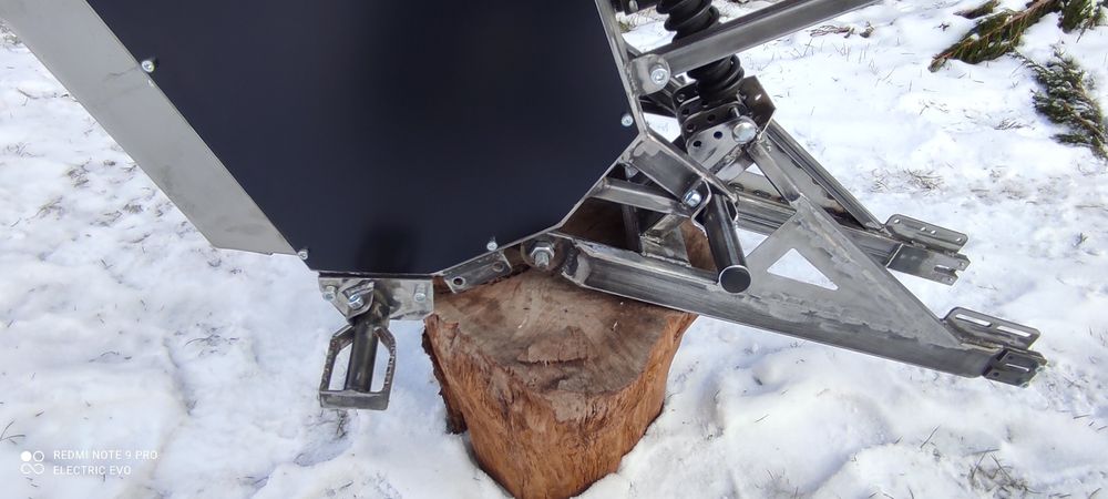 Прострова рама для будівництва електричного байка