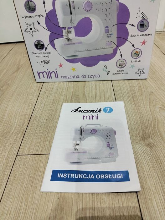 Maszyna do szycia Łucznik+zestaw nici