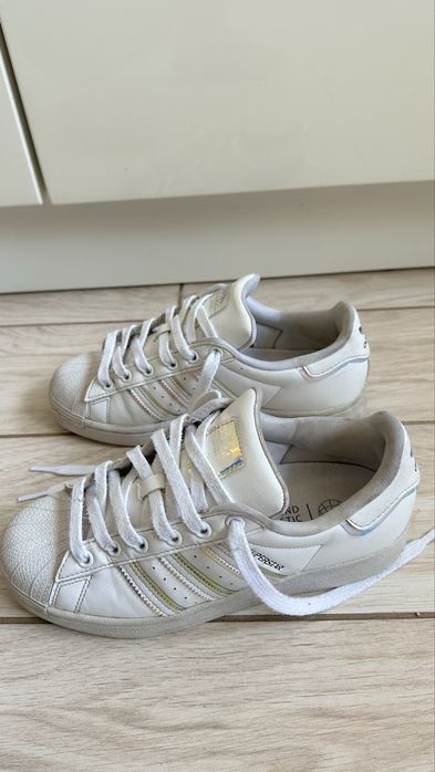 Adidas superstar