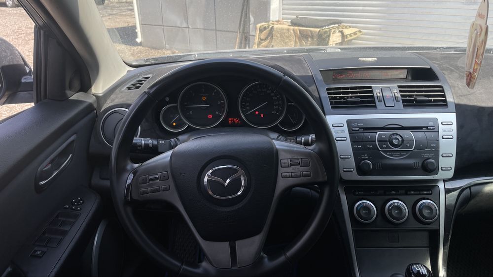 Продам Mazda.  6