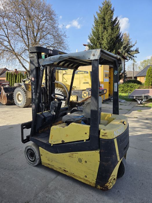 Wozek widlowy jungheinrich 3 kolowy triplex elektryczny  linde