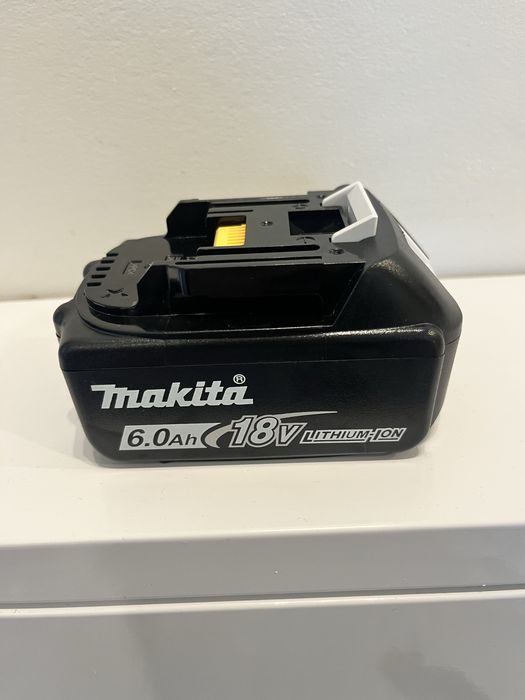 Bateria makita  jak na zdjeciu