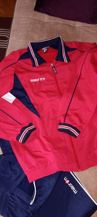 Dres  Macron  nowy