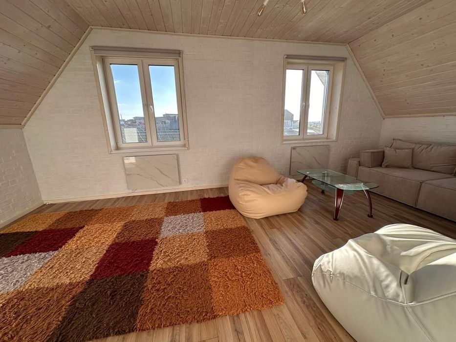 Оренда будинку, басейн, хамам