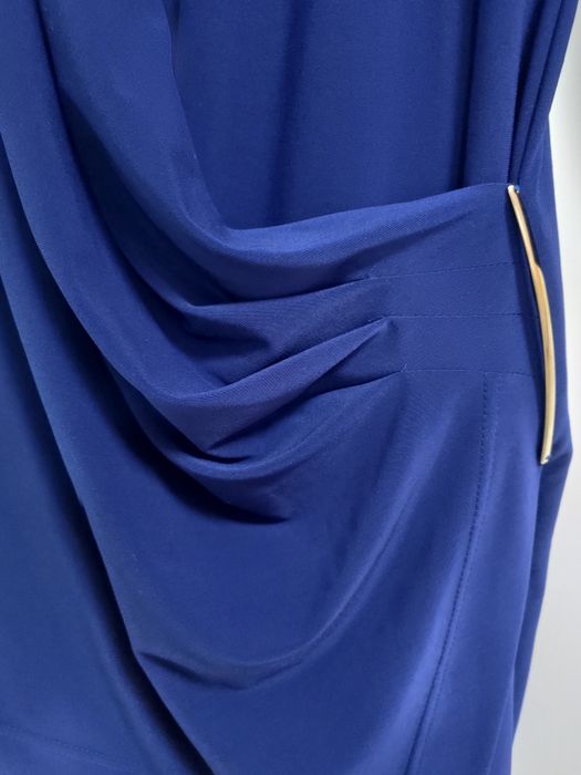 Wyszczuplająca sukienka Semper r. 40