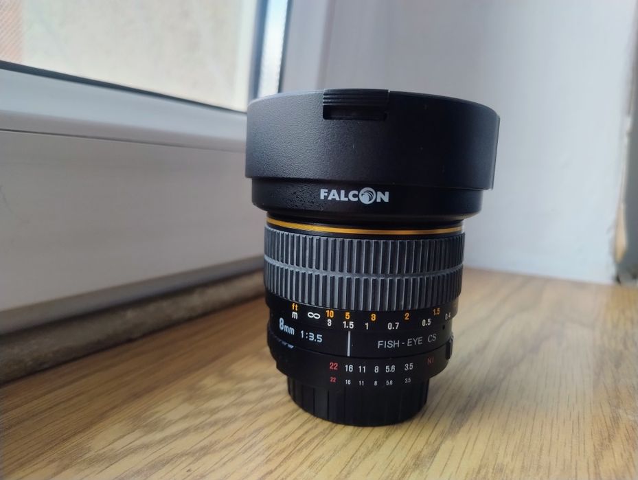 Falcon 8mm, do Nikon F, DX