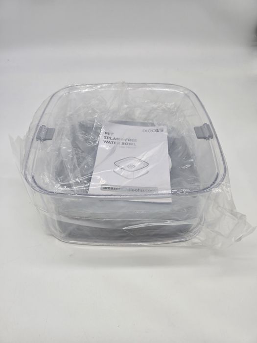 Bebedouro de água para cão novo